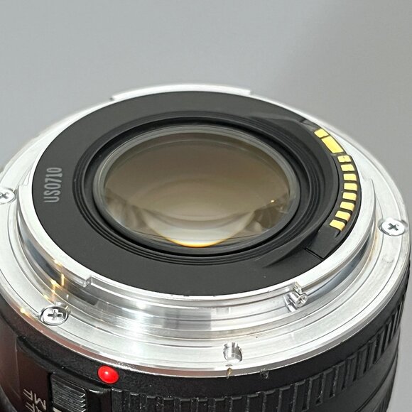 Canon EF 50mm f/2.5 Compact Macro Lens - Picture 10 of 10